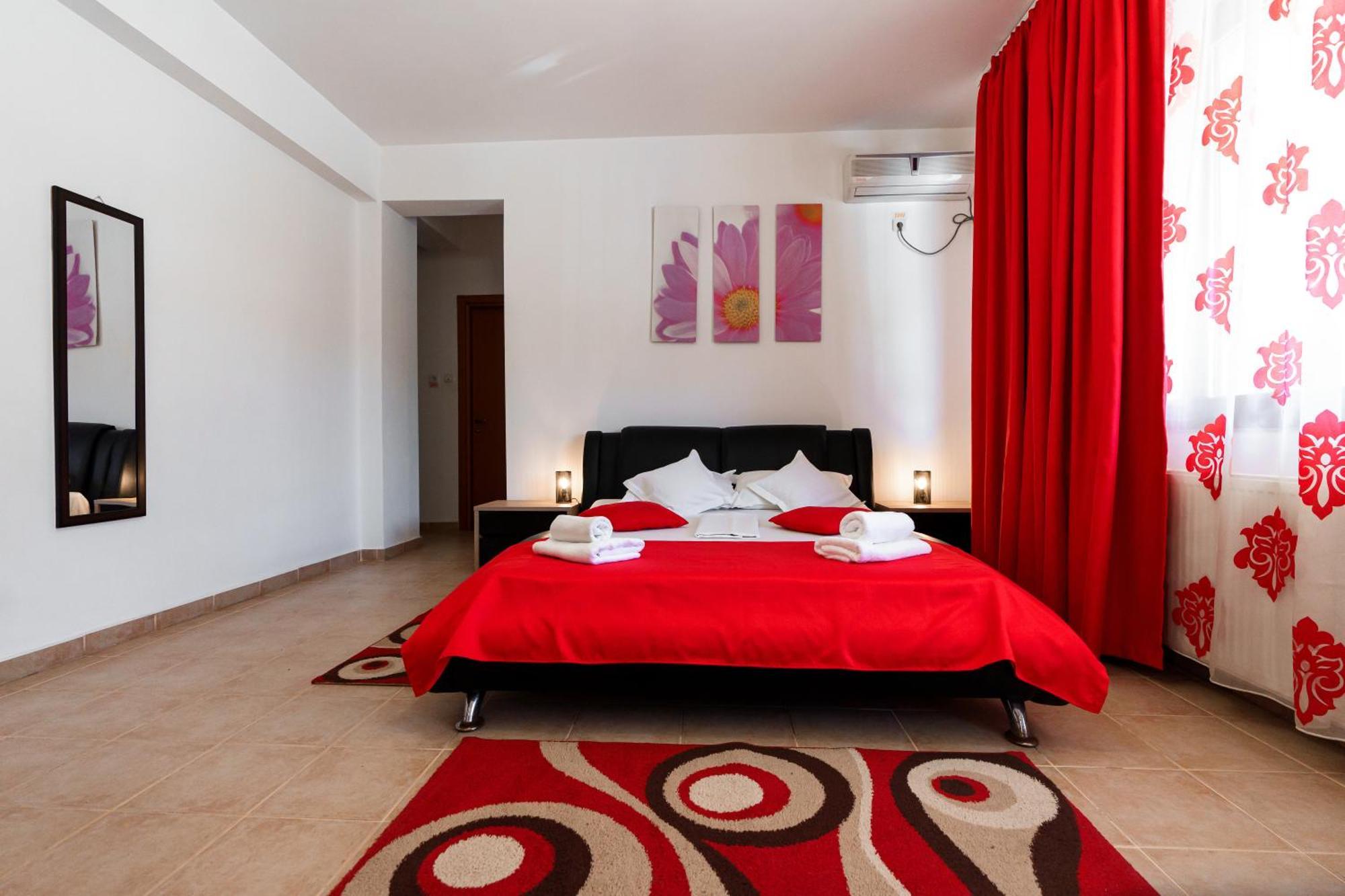 Raluca Hotel Navodari Luaran gambar