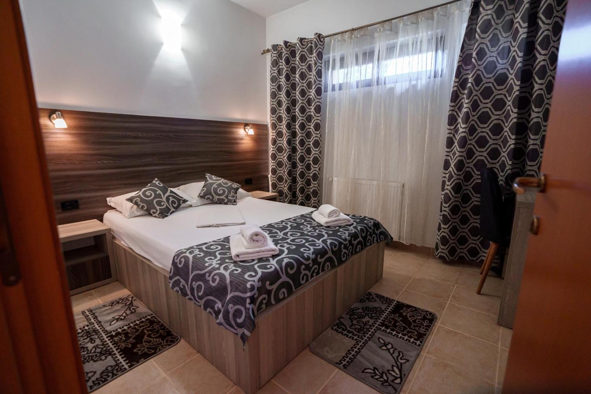 Raluca Hotel Navodari Luaran gambar
