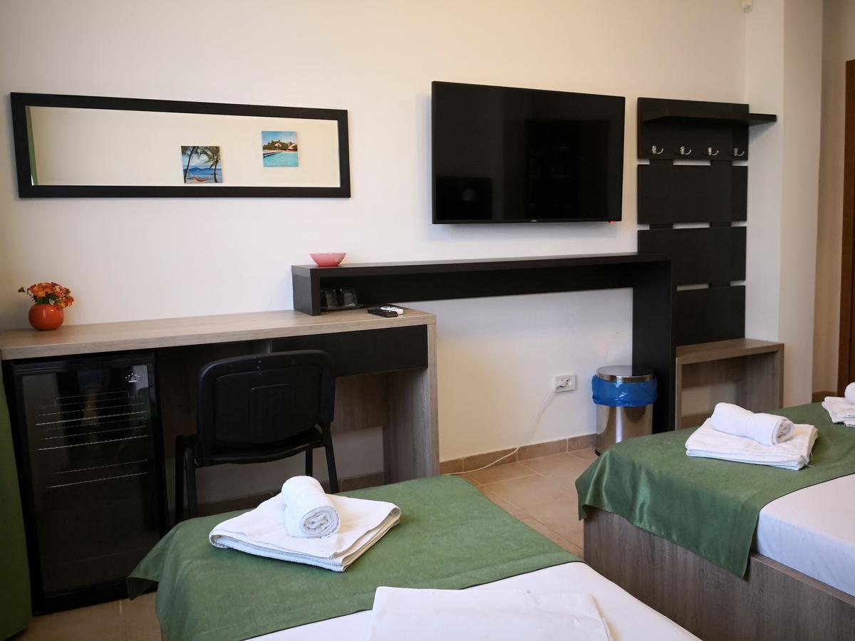 Raluca Hotel Navodari Luaran gambar